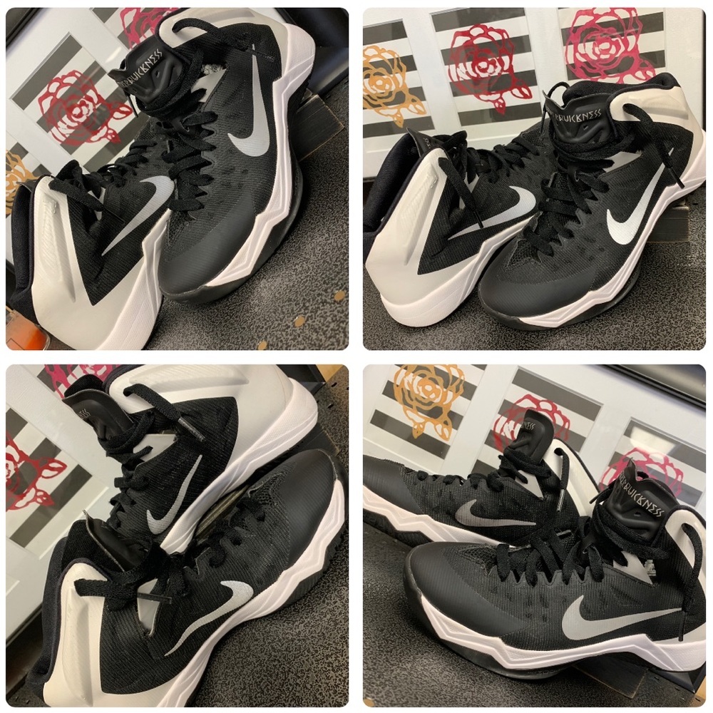 Basketball shoes women’s Sz 9  $23